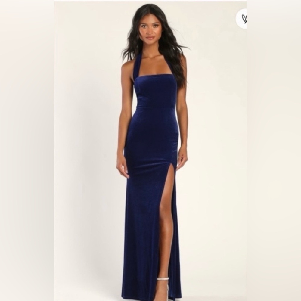 Lulu's Navy Velvet Maxi Dress